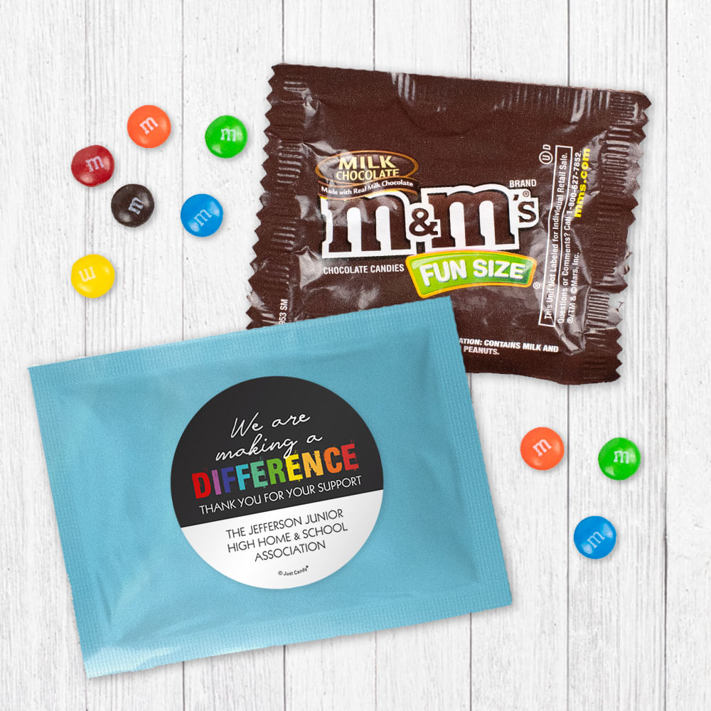 personalized-teamwork-making-a-difference-milk-chocolate-m-ms